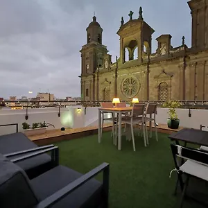 Santa Ana & Las Palmas de Gran Canaria
